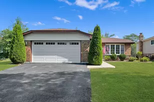 8840 Leslie Dr, Orland Hills, IL 60487 - Photo 1