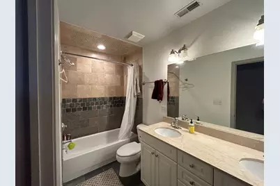 15 E Pearson Street #3, Chicago, IL 60611 - Photo 12