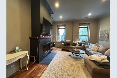 15 E Pearson Street #3, Chicago, IL 60611 - Photo 2
