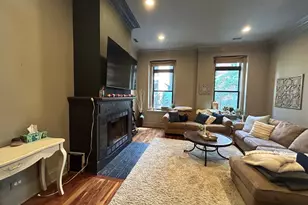 15 E Pearson St, Chicago, IL 60611 - Photo 2