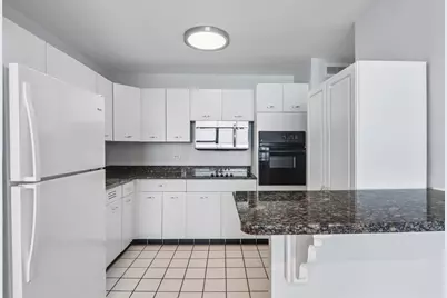 6301 N Sheridan Road #14M, Chicago, IL 60660 - Photo 10
