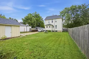 616 S Jefferson St, Woodstock, IL 60098 - Photo 12