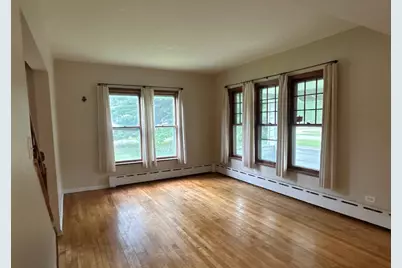 17 S Wabash Avenue, Glenwood, IL 60425 - Photo 4