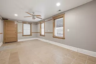 4320 S Marshfield Ave, Chicago, IL 60609 - Photo 4