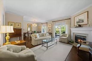 153 E Laurel Ave, Lake Forest, IL 60045 - Photo 2