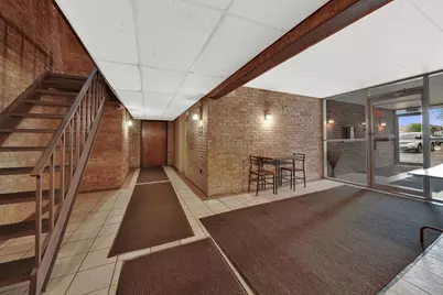 10210 Washington Avenue #115, Oak Lawn, IL 60453 - Photo 4