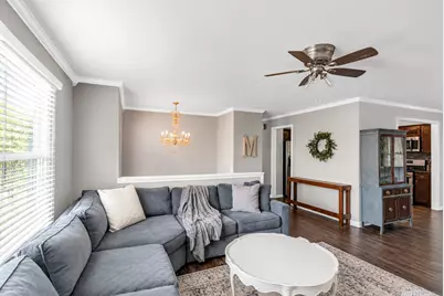 419 Deerpath Drive, Lindenhurst, IL 60046 - Photo 4