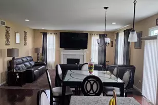 10251 California St, Crown Point, IN 46307 - Photo 10