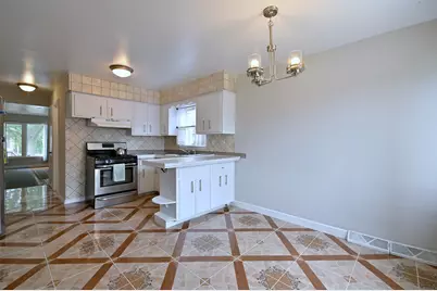 11121 S Ewing Avenue, Chicago, IL 60617 - Photo 4