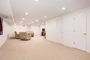 104 Brickton Pl, Park Ridge, IL 60068 - Photo 24