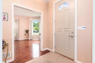 104 Brickton Place, Park Ridge, IL 60068 - Photo 4
