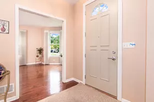 104 Brickton Pl, Park Ridge, IL 60068 - Photo 4