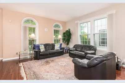 104 Brickton Place, Park Ridge, IL 60068 - Photo 6