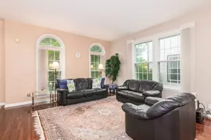 104 Brickton Pl, Park Ridge, IL 60068 - Photo 6