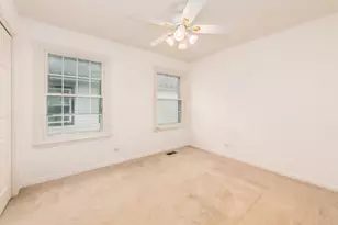 104 Brickton Pl, Park Ridge, IL 60068 - Photo 22