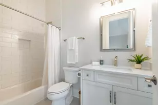 1925 Amberley Ct, Lake Forest, IL 60045 - Photo 20