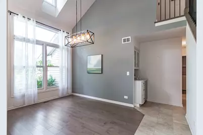 73 Shelby Court, Vernon Hills, IL 60061 - Photo 6