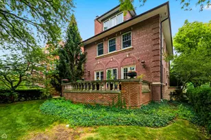 4900 S Kimbark Ave, Chicago, IL 60615 - Photo 2