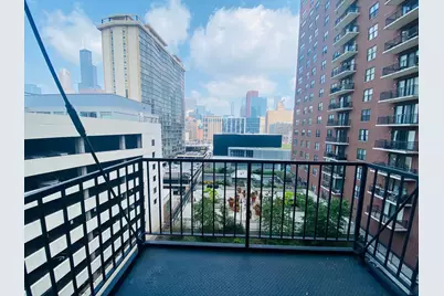 40 E 9th Street #1010, Chicago, IL 60605 - Photo 4