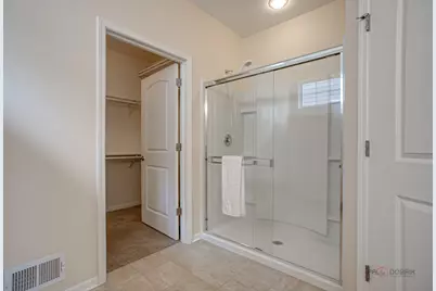 35 Pacific Avenue, Hawthorn Woods, IL 60047 - Photo 16