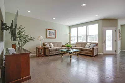 35 Pacific Avenue, Hawthorn Woods, IL 60047 - Photo 10