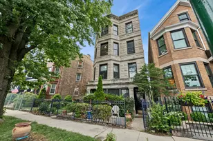 1628 W Nelson Ave, Chicago, IL 60657 - Photo 2