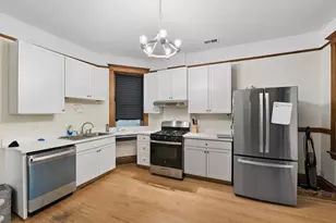 1628 W Nelson Ave, Chicago, IL 60657 - Photo 10