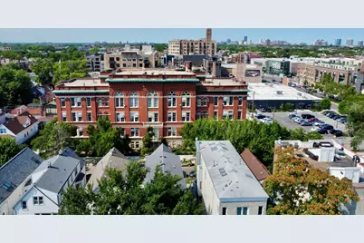 1628 W Nelson Avenue, Chicago, IL 60657 - Photo 16