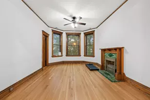 1628 W Nelson Ave, Chicago, IL 60657 - Photo 8
