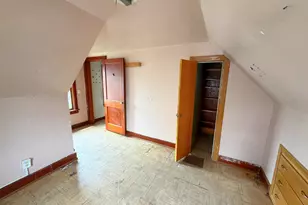 105 E 12th St, Streator, IL 61364 - Photo 10