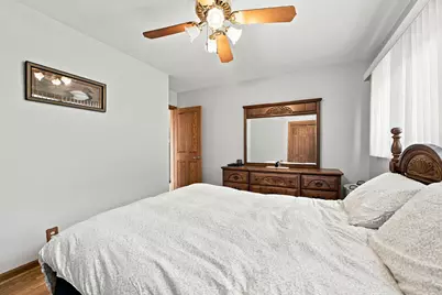 6010 S Mobile Avenue, Chicago, IL 60638 - Photo 6