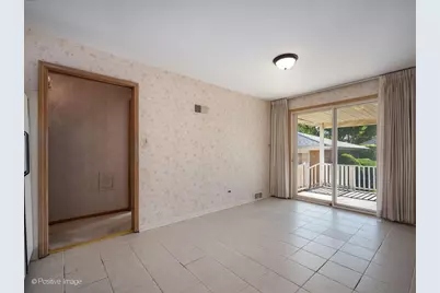 9420 Lawler Avenue, Skokie, IL 60077 - Photo 12