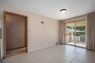 9420 Lawler Ave, Skokie, IL 60077 - Photo 12