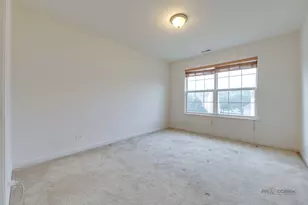 2030 Padua Dr, Elgin, IL 60123 - Photo 26