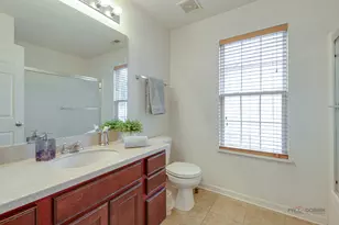 2030 Padua Dr, Elgin, IL 60123 - Photo 28