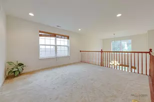 2030 Padua Dr, Elgin, IL 60123 - Photo 20