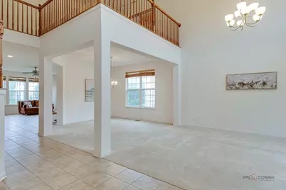 2030 Padua Drive, Elgin, IL 60123 - Photo 4