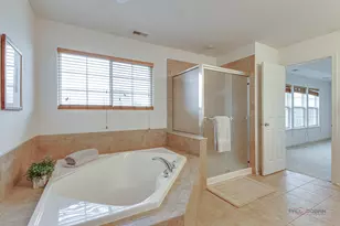 2030 Padua Dr, Elgin, IL 60123 - Photo 22