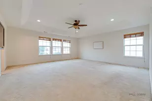 2030 Padua Dr, Elgin, IL 60123 - Photo 22