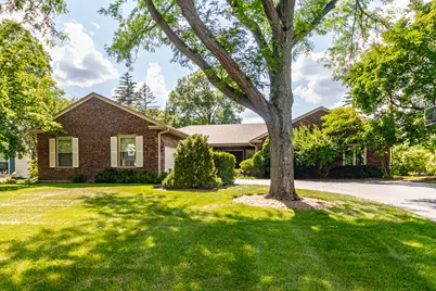 31 Fox Trail, Lincolnshire, IL 60069 - Photo 2