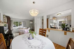 3831 Kirk St, Skokie, IL 60076 - Photo 10