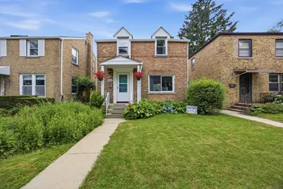 3831 Kirk Street, Skokie, IL 60076 - Photo 2