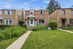 3831 Kirk St, Skokie, IL 60076 - Photo 2