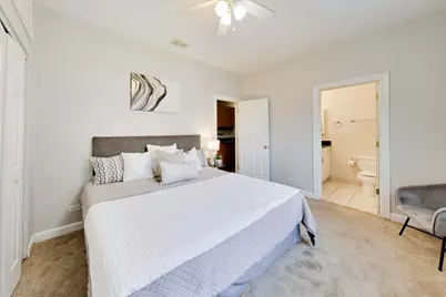 2927 N Gresham Avenue #1, Chicago, IL 60618 - Photo 12