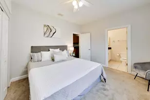 2927 N Gresham Ave, Chicago, IL 60618 - Photo 12