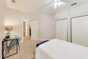 2927 N Gresham Ave, Chicago, IL 60618 - Photo 16