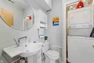 1742 W School St, Chicago, IL 60657 - Photo 10