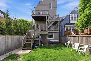 1742 W School St, Chicago, IL 60657 - Photo 20
