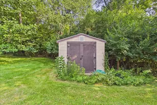 1114 W Lynwood Ct, Freeport, IL 61032 - Photo 30