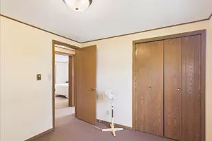 1114 W Lynwood Ct, Freeport, IL 61032 - Photo 14